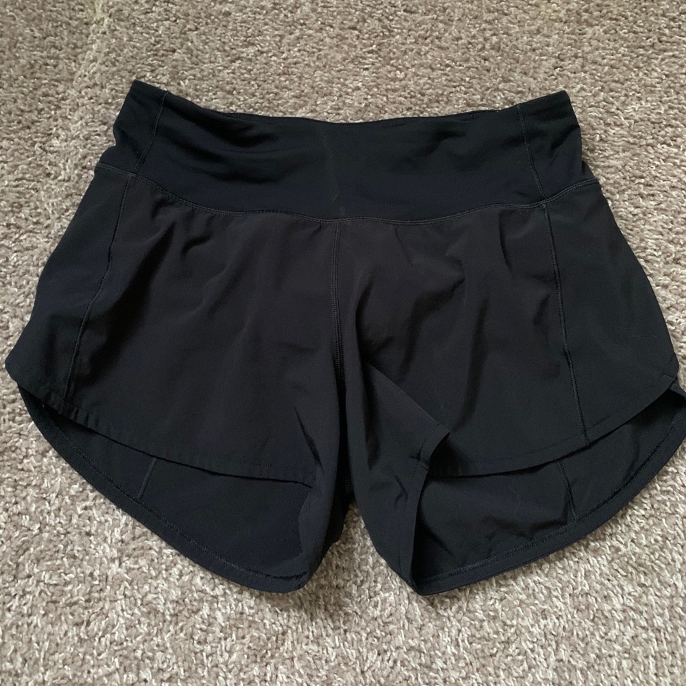 Speed up Lululemon shorts 4”